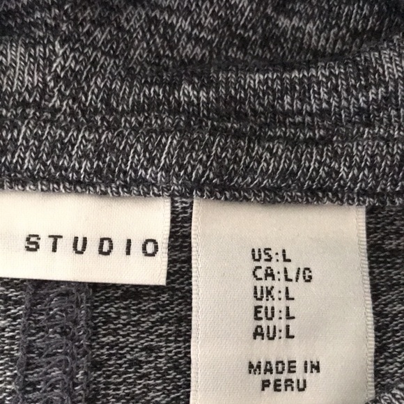 Super comfy top by Max Studio NWT - Picture 5 of 7